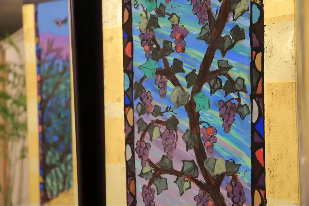 聖イグナチオ教会 主聖堂ステンドグラス原画・葡萄(クリプタ)